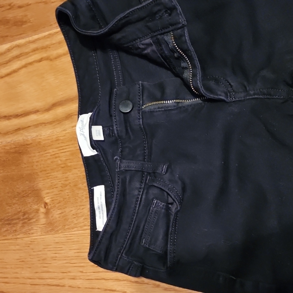 Mid Rise Curvy Skinny Black Jeans - 4/27S - Picture 5 of 9